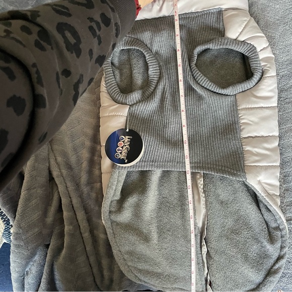 Cute Light Grey with Hot Pink Zippers Winter Dog Coat with Cold Alert Technology - Picture 10 of 12